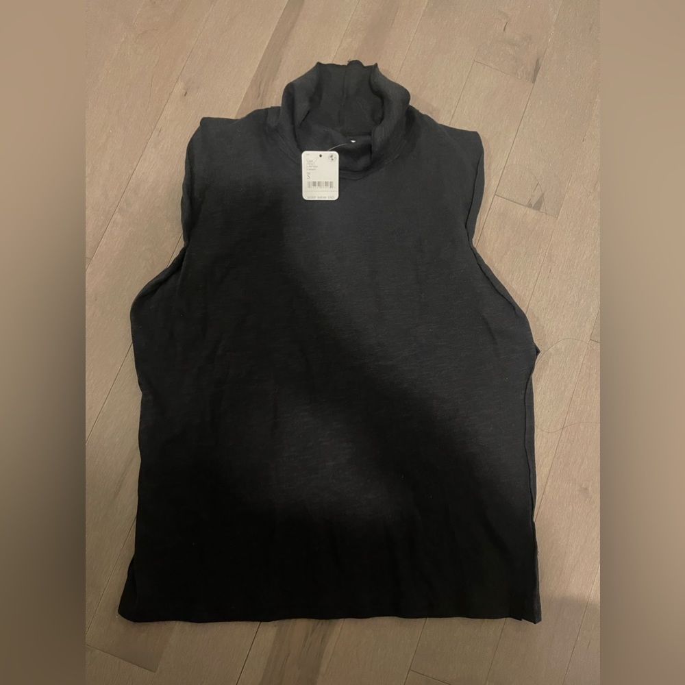 NWT Free people turtle neck tank
